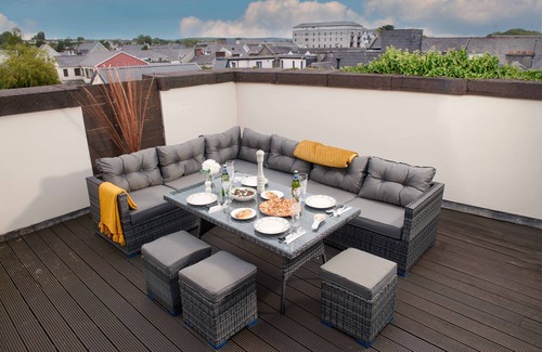 Ennis Apartment | 4 Bedroom Apartment in Ennis Town Centre