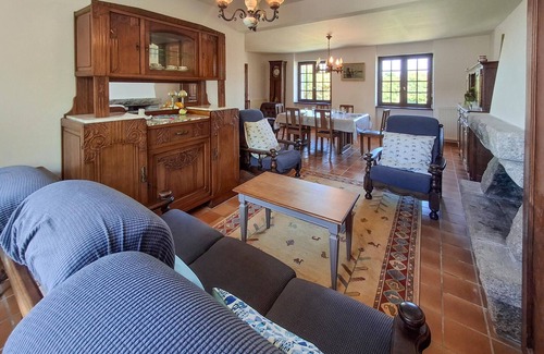 Plouigneau House | 4 bedroom awesome home in Plouigneau