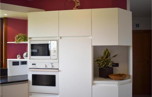 Langemark House | 4 Bedroom Awesome Home In Langemark