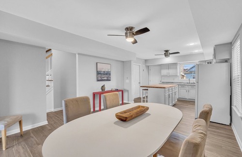 Keansburg House | 4-Bedroom Beach House Keansburg with AC, WiFi/Front WATERPARK