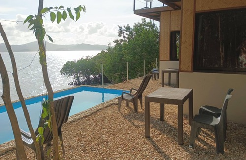 Coron House | 4 Bedroom Beach House with Pool