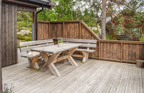 Nissedal House | 4 bedroom beautiful home in Treungen