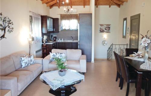 Lerna House | 4 Bedroom Beautiful Home In Xyropigado