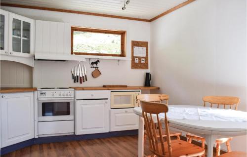 Steinstø House | 4 Bedroom Beautiful Home In Steinstø