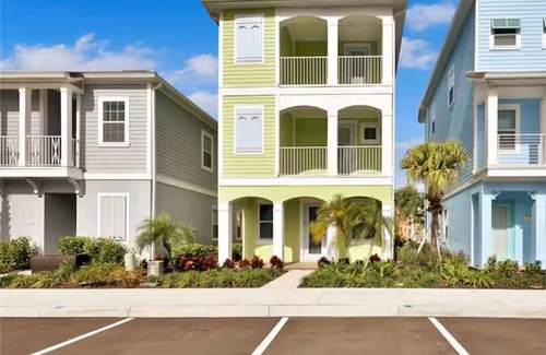 West Kissimmee House | 4-bedroom Cottage close to Disney Parks