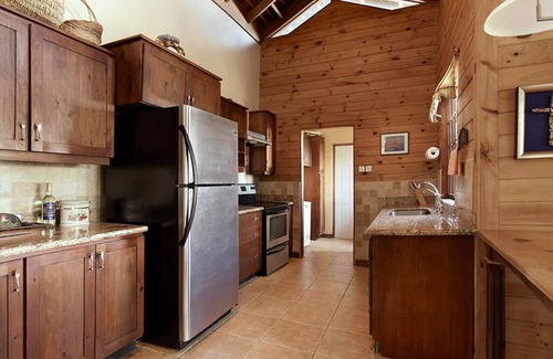 New Kingston Cottage | 4 Bedroom Cottage, Greenwhich, Blue Mountains