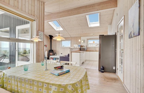 Næs House | 4 bedroom cozy home in Assens