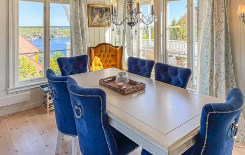 Tvedestrand House | 4 Bedroom Cozy Home In Gjeving