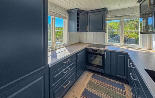 Tvedestrand House | 4 Bedroom Cozy Home In Gjeving