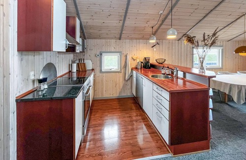 Flovt Strand House | 4 bedroom gorgeous home in Haderslev