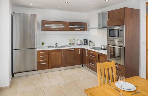 Baredine House | 4 bedroom gorgeous home in Baredine