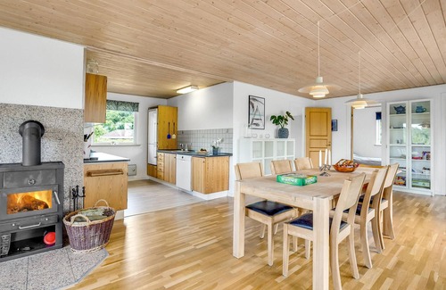 Hejlsminde Strand House | 4 bedroom gorgeous home in Hejls