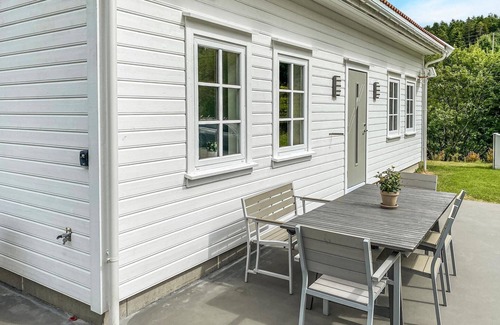 Farsund House | 4 bedroom gorgeous home in Vanse