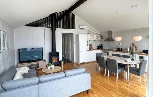 Bjugn House | 4 Bedroom Gorgeous Home In Bjugn