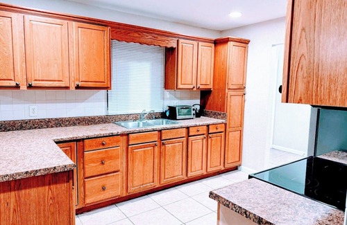 Pine Hills House | 4-bedroom Haven Retreat in Orlando near Universal & Disney