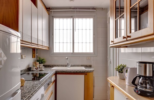 Sants Apartment | 4 Bedroom High-Rise Fira Montjuic Plaza Espanya Apartment. Amazing views!