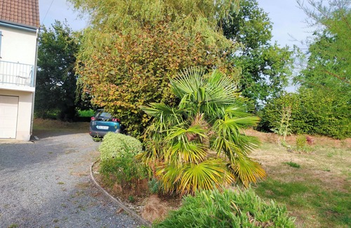 Le Molay-Littry House | 4-bedroom house in village 15 km from landing beaches