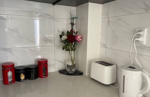 Papakura House | 4 bedroom house fully furnished in Papakura