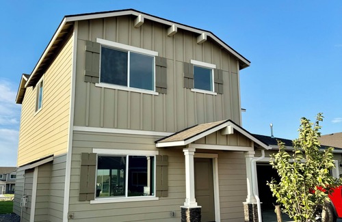 Umatilla House | 4-bedroom house in charming Umatilla with WiFi and AC