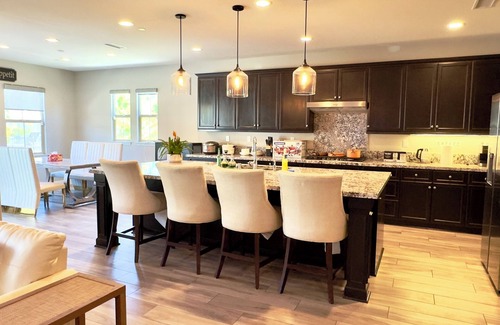 Santa Ana Heights House | 4-bedroom house in superb Chino Hills with AC, WiFi