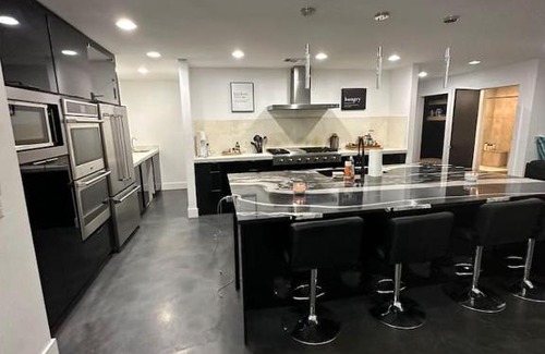 South Oklahoma City House | 4 Bedroom House on 10 Acres