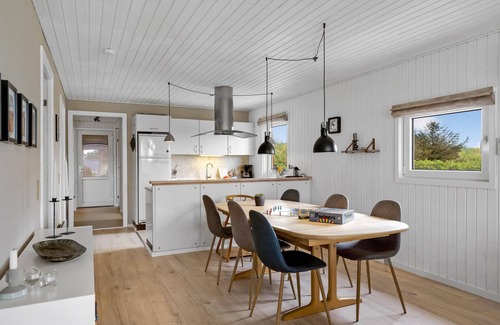 Harboore House | 4 bedroom lovely home in Harboøre