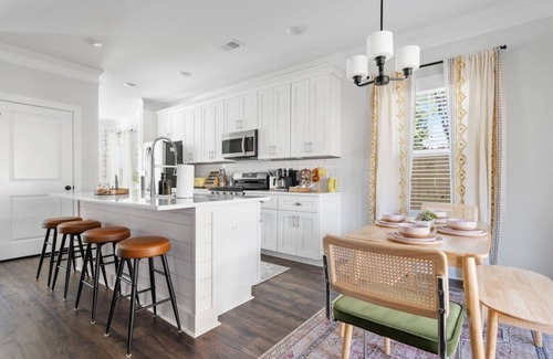 North Charleston House | 4 Bedroom Park Circle Retreat with Pool!