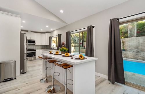 Valle Lindo House | 4-Bedroom Private House with Heated Pool & Spa