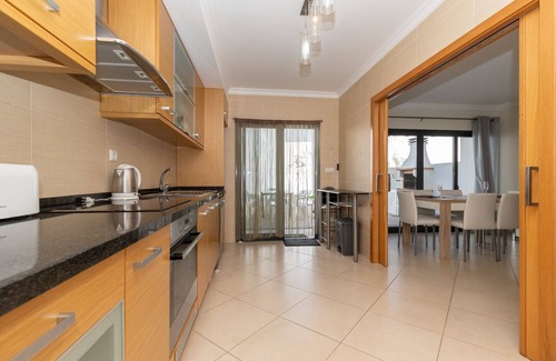 Vila Nova De Cacela Ski Chalet | 4 bedroom villa with private pool in Vila Nova de Cacela by AlgarveManta (3V4)