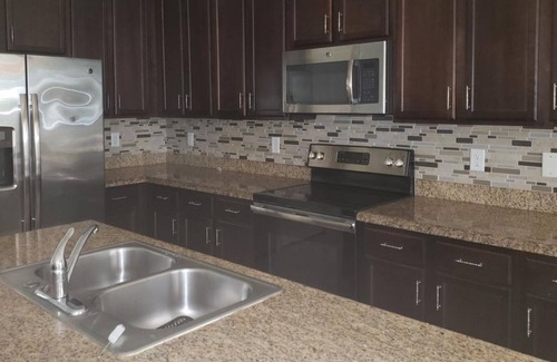 Jog Road Apartment | 4 Bedroom Single_family (436257) by Houzlet