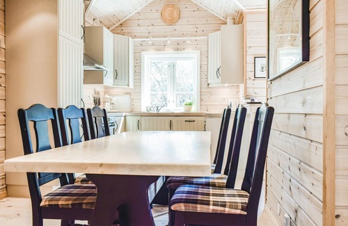 Kvam House | 4 bedroom stunning home in Norheimsund