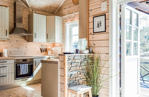 Kvam House | 4 bedroom stunning home in Norheimsund