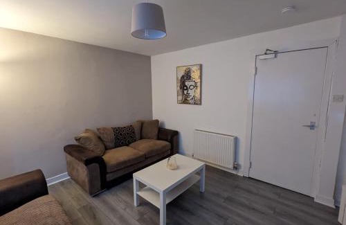 Greenock House | 4 bedroom Townhouse Greenock