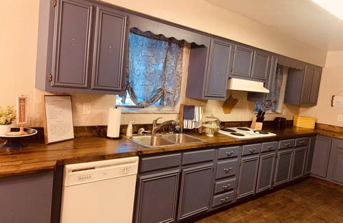 Williamson House | 4 bedroom Trail House in Williamson, WV