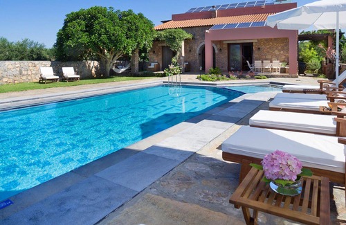 Litsarda Villa | 4-Bedroom Villa Litsarda