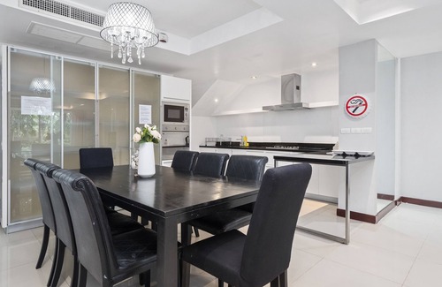 Kathu Villa | 4 bedroom villa with private pool, 10 mins to Patong beach, shopping & nightlife