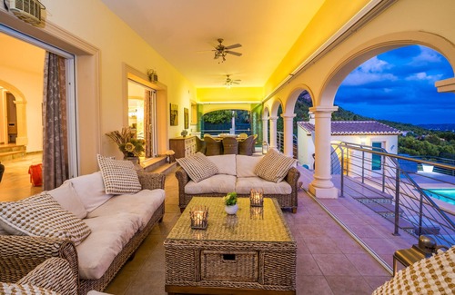 Ermita Villa | 4 Bedroom Villa with Spectacular Views