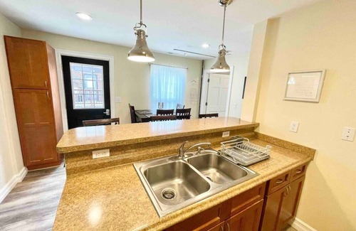 Cheektowaga House | 4 bedrooms & 3 bathrooms | Entire Home For Families 🏠