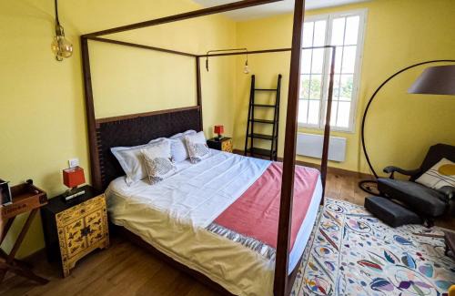 Soulac-sur-Mer House | 4 Bedrooms Guest Houses In Soulac-Sur-Mer