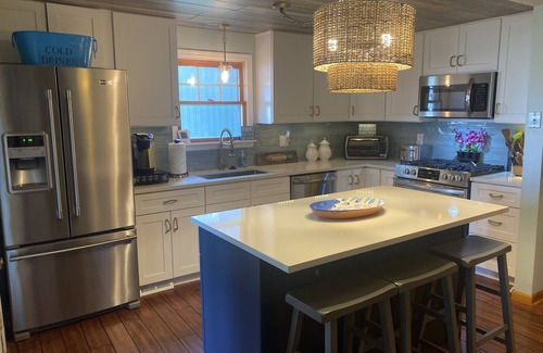 Lakeview Cottage | 4 BR 2 Bath, Indian Lake waterfront sunset cottage.