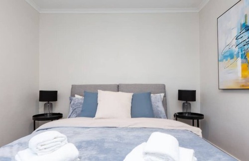Truganina House | 4 BR cozy house in Truganina