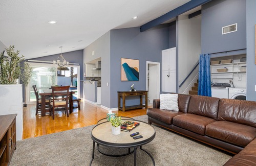 Valle Lindo House | 4 BR Home with Pool + EV Charger