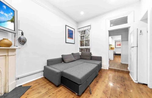 The Rocks House | 4 br terrace the Rocks at Harbour Bridge Sydney