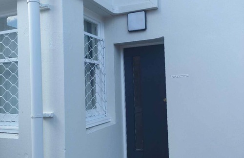 Parnell Apartment | 4 double and 2 sofa beds in 1 bedroom apartment