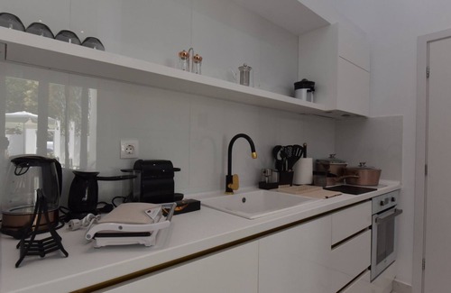 Nea Moudania Apartment | 4 Elements Water Luxury Suites