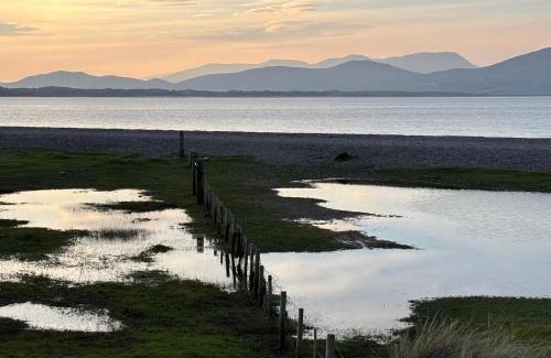 Cromane House | 4 Guests - Seaside Cottage - 5min Drive To The Sea