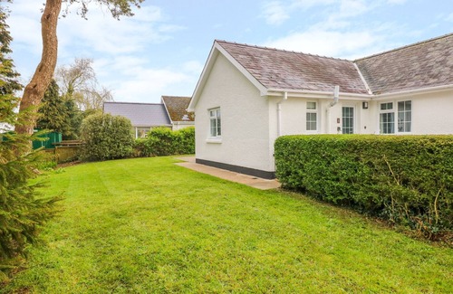 Kilgetty Cottage | 4 Hanbury Lodge