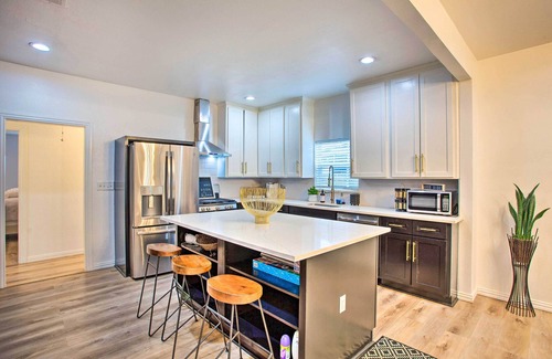 Cedar Crest House | 4 Mi to Dtwn Dallas: Home w/Fire Pit + Gazebo