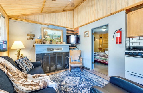 Drake Cabin | 4 Mi to Estes Park: Riverfront Cabin w/Grill!