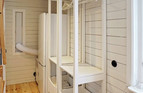 Grisslehamn House | 4 person holiday home in GRISSLEHAMN